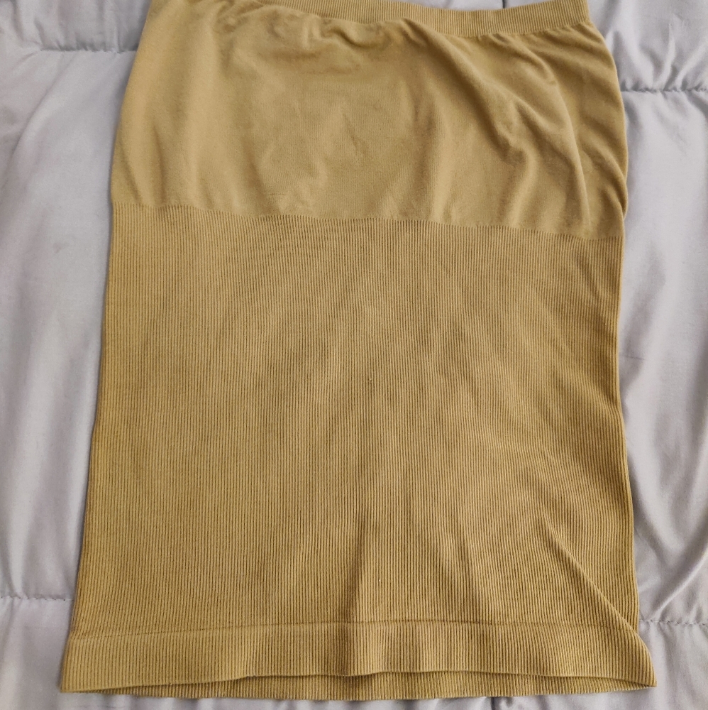 Strapless body shaper top